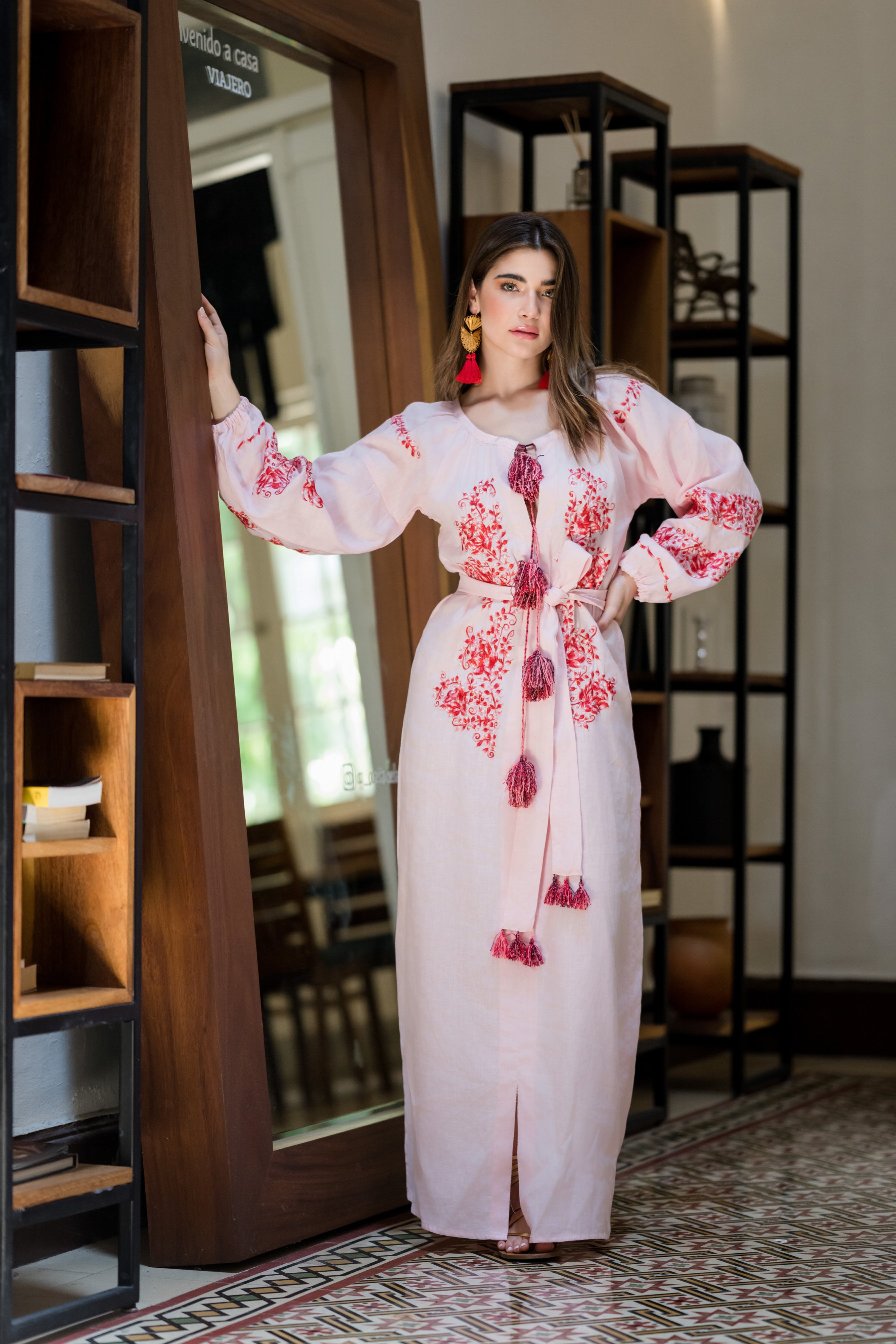 Túnica de lino rosa con rojo