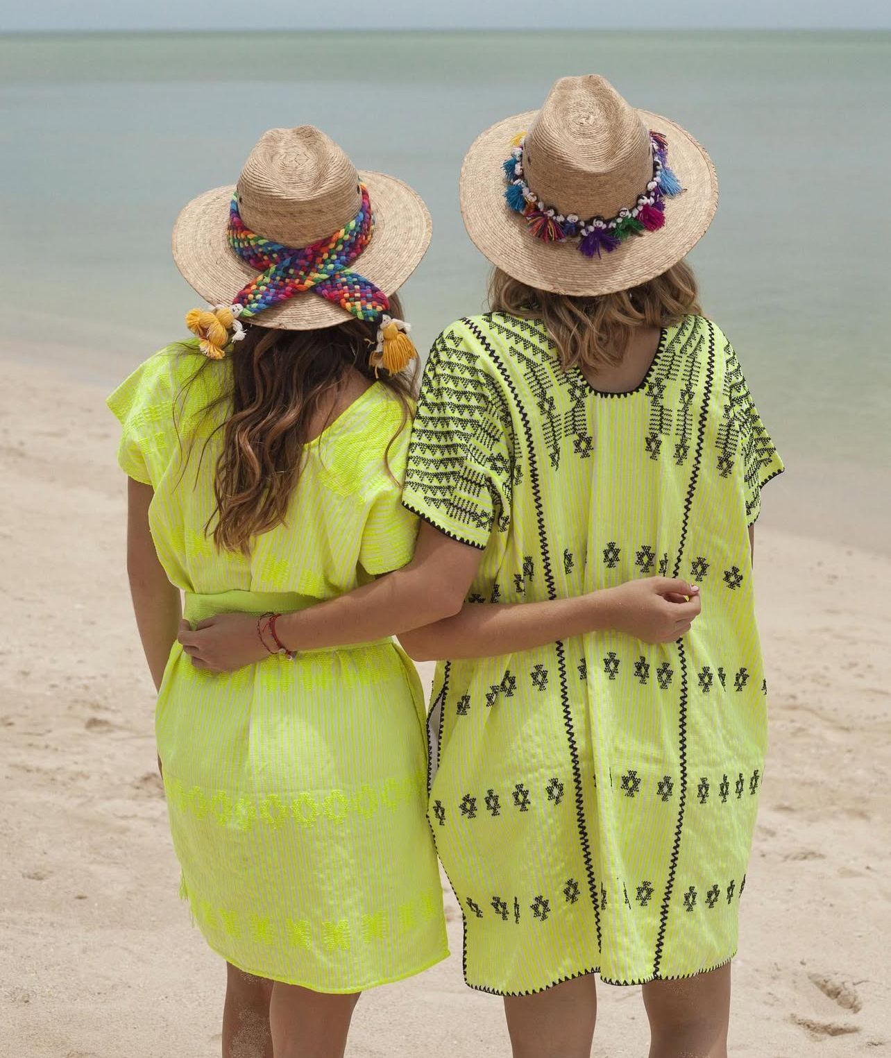 Huipil neon corto